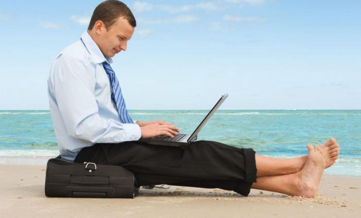 Comportamientos que podrían arruinar tu descanso durante las vacaciones del trabajo