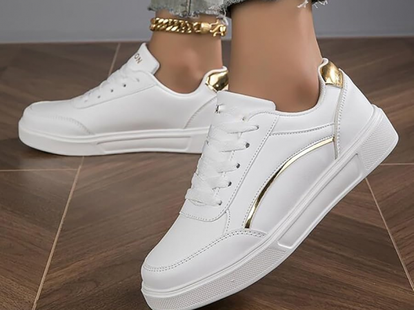 Este truco casero deja los zapatos deportivos blancos brillando otra vez